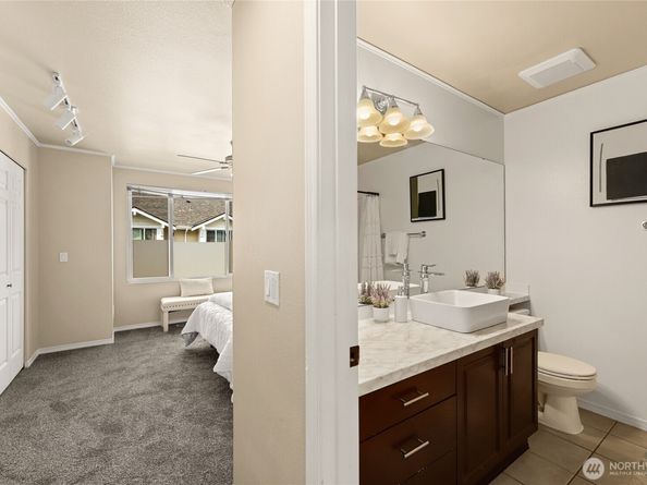 11895 NE 163rd Place, Bothell WA 98011