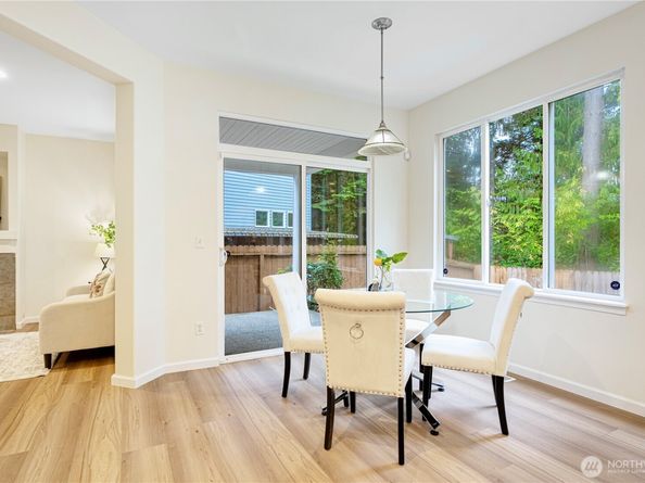 465 Field Place NE, Renton WA 98059