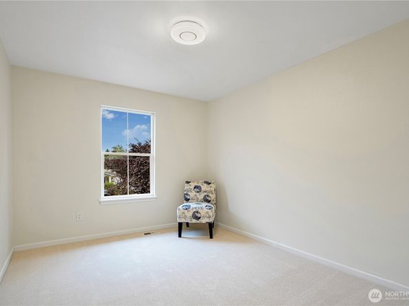 465 Field Place NE, Renton WA 98059