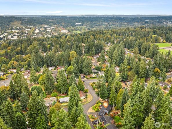 16704 NE 97th Street, Redmond WA 98052