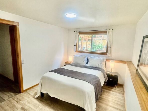 16704 NE 97th Street, Redmond WA 98052