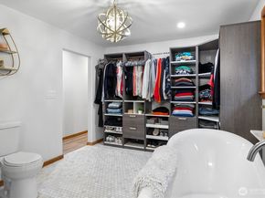 16704 NE 97th Street, Redmond WA 98052