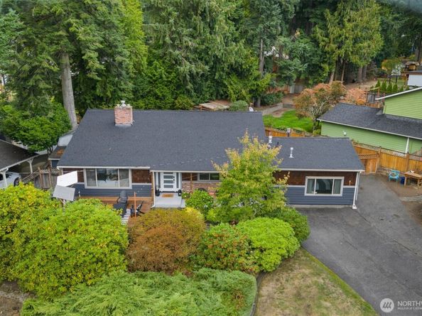 16704 NE 97th Street, Redmond WA 98052