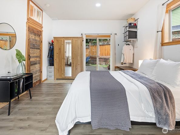 16704 NE 97th Street, Redmond WA 98052