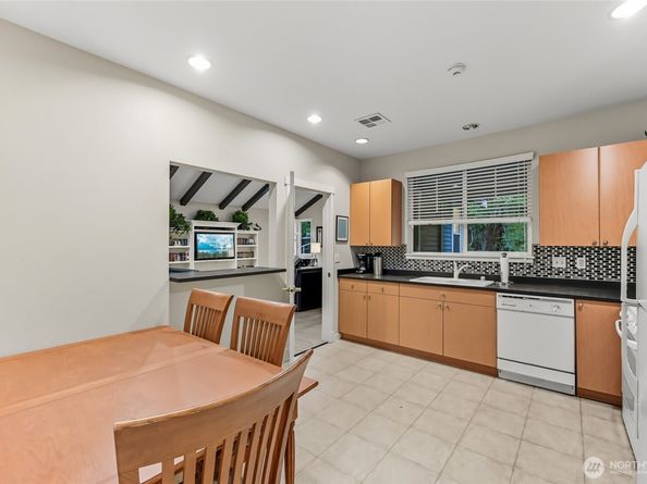5100 Talbot Place S B, Renton WA 98055