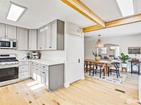 1717 6th street, Bremerton WA 98337