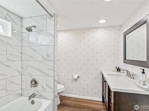 1717 6th street, Bremerton WA 98337