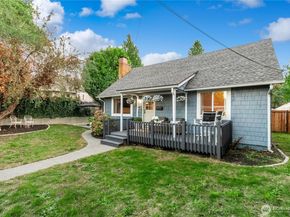 1717 6th street, Bremerton WA 98337
