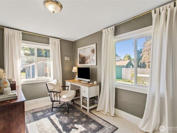1717 6th street, Bremerton WA 98337