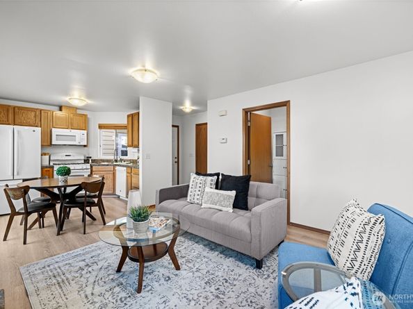 23727 80th Court W, Edmonds WA 98026