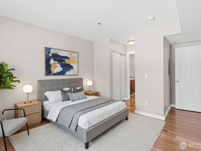 901 E Marine View Drive 201, Everett WA 98201