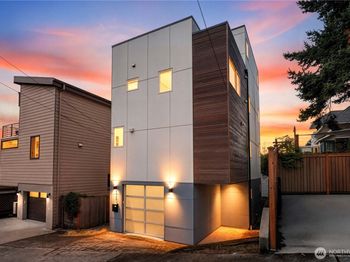 1928 B 10th Avenue W