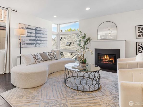 1928 B 10th Avenue W, Seattle WA 98119
