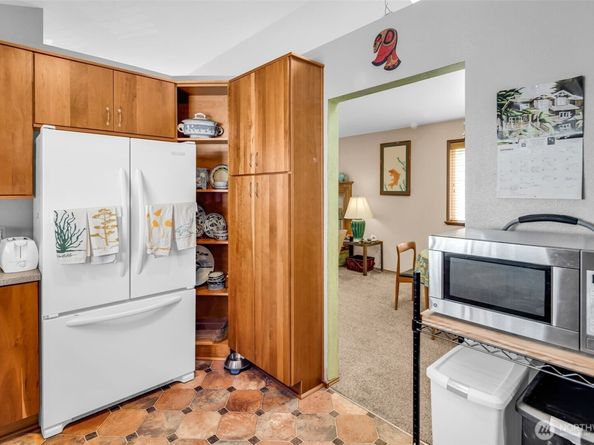 10513 Whitman Avenue N, Seattle WA 98133