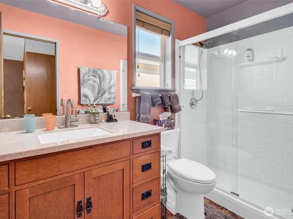 10513 Whitman Avenue N, Seattle WA 98133