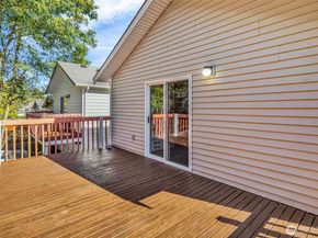 10513 Whitman Avenue N, Seattle WA 98133