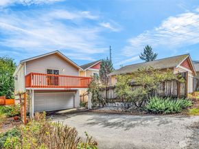 10513 Whitman Avenue N, Seattle WA 98133