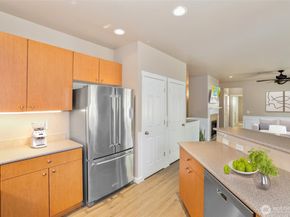 5025 Davis Place S B, Renton WA 98055
