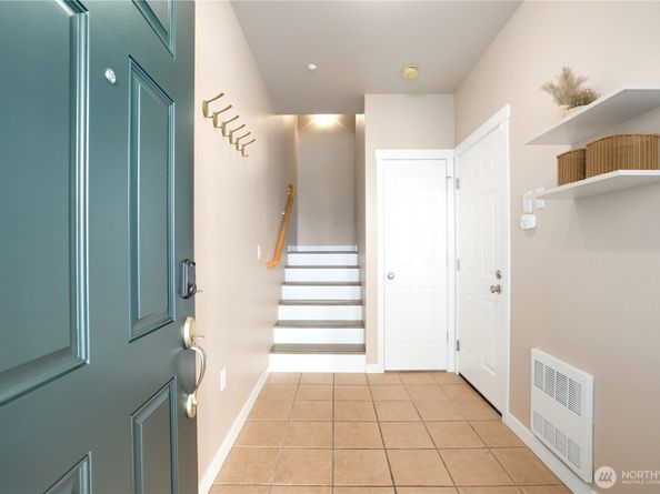 5025 Davis Place S B, Renton WA 98055