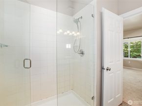 5025 Davis Place S B, Renton WA 98055