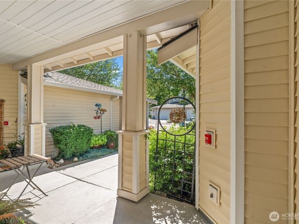 18708 109th Lane SE K30, Renton WA 98055