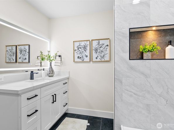 19116 34th Dr SE, Bothell WA 98012