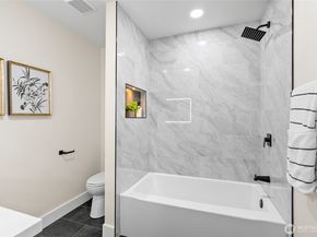 19116 34th Dr SE, Bothell WA 98012
