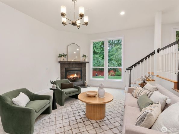 6315 142nd Avenue SE, Bellevue WA 98006