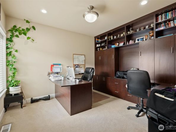 4426 SE 216th Place, Bothell WA 98021