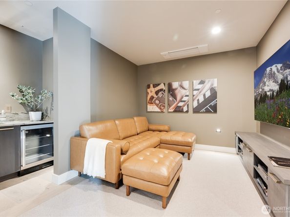 7128 NE 119th Lane, Kirkland WA 98034
