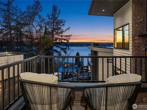 7128 NE 119th Lane, Kirkland WA 98034