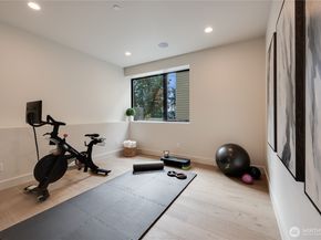 7128 NE 119th Lane, Kirkland WA 98034