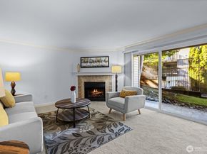12044 100th Avenue NE H102, Kirkland WA 98034