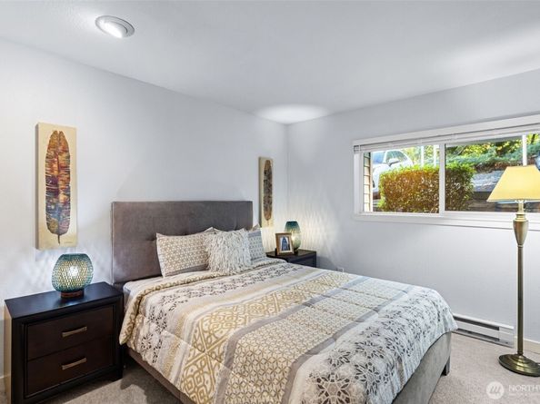 12044 100th Avenue NE H102, Kirkland WA 98034