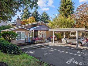 12044 100th Avenue NE H102, Kirkland WA 98034