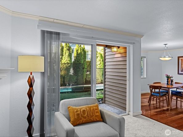 12044 100th Avenue NE H102, Kirkland WA 98034