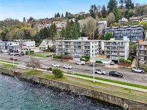 2104 Alki Avenue SW 306, Seattle WA 98116