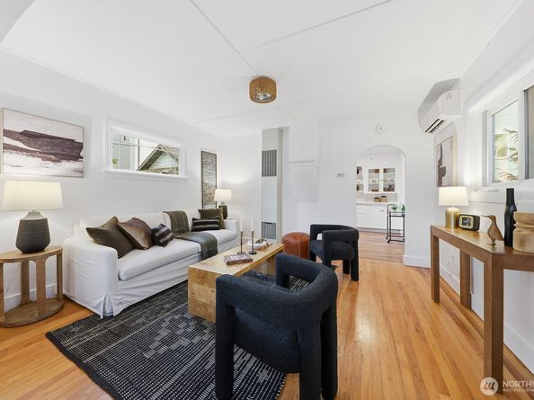 833 NW 52nd, Seattle WA 98107