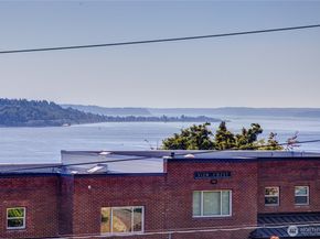 500 Olympic Place 304, Seattle WA 98119