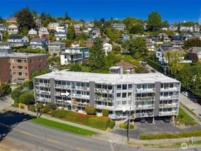 500 Olympic Place 304, Seattle WA 98119