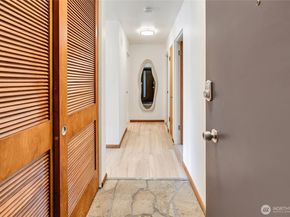 500 Olympic Place 304, Seattle WA 98119