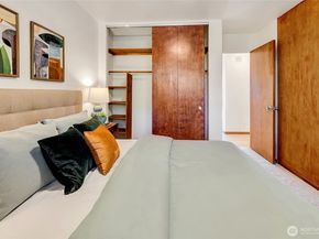 500 Olympic Place 304, Seattle WA 98119