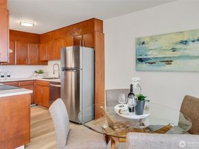 500 Olympic Place 304, Seattle WA 98119