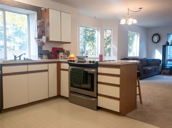 1101 37th Street SE 402, Auburn WA 98002