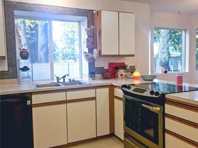 1101 37th Street SE 402, Auburn WA 98002