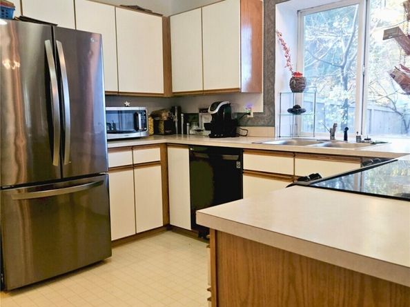 1101 37th Street SE 402, Auburn WA 98002