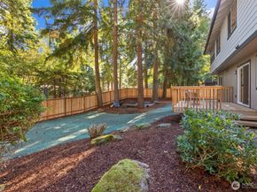 10406 115th Place NE, Kirkland WA 98033