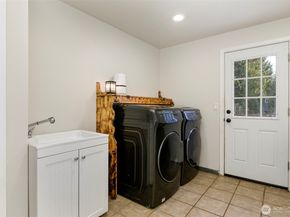 12827 47th Avenue SE, Everett WA 98208