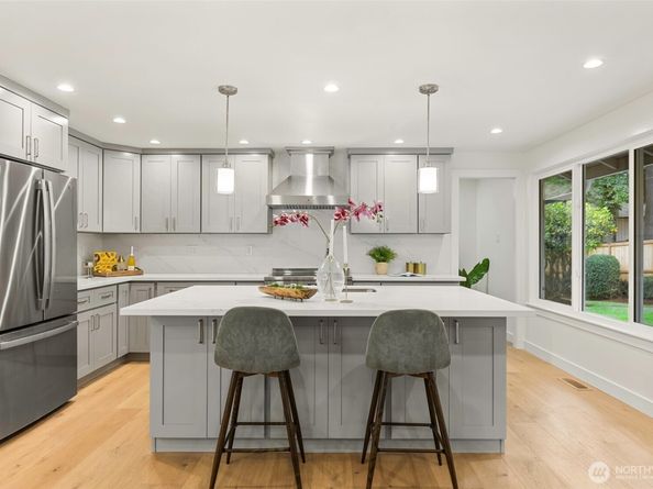 2457 168th Place NE, Bellevue WA 98008