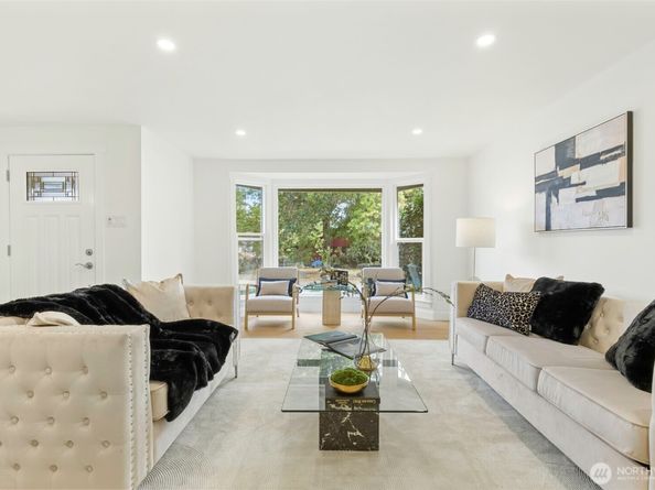 2457 168th Place NE, Bellevue WA 98008